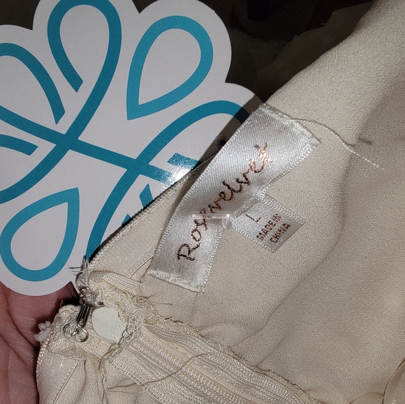 NWT Hope's "Tell me Everything" beige romper - Picture 6 of 8